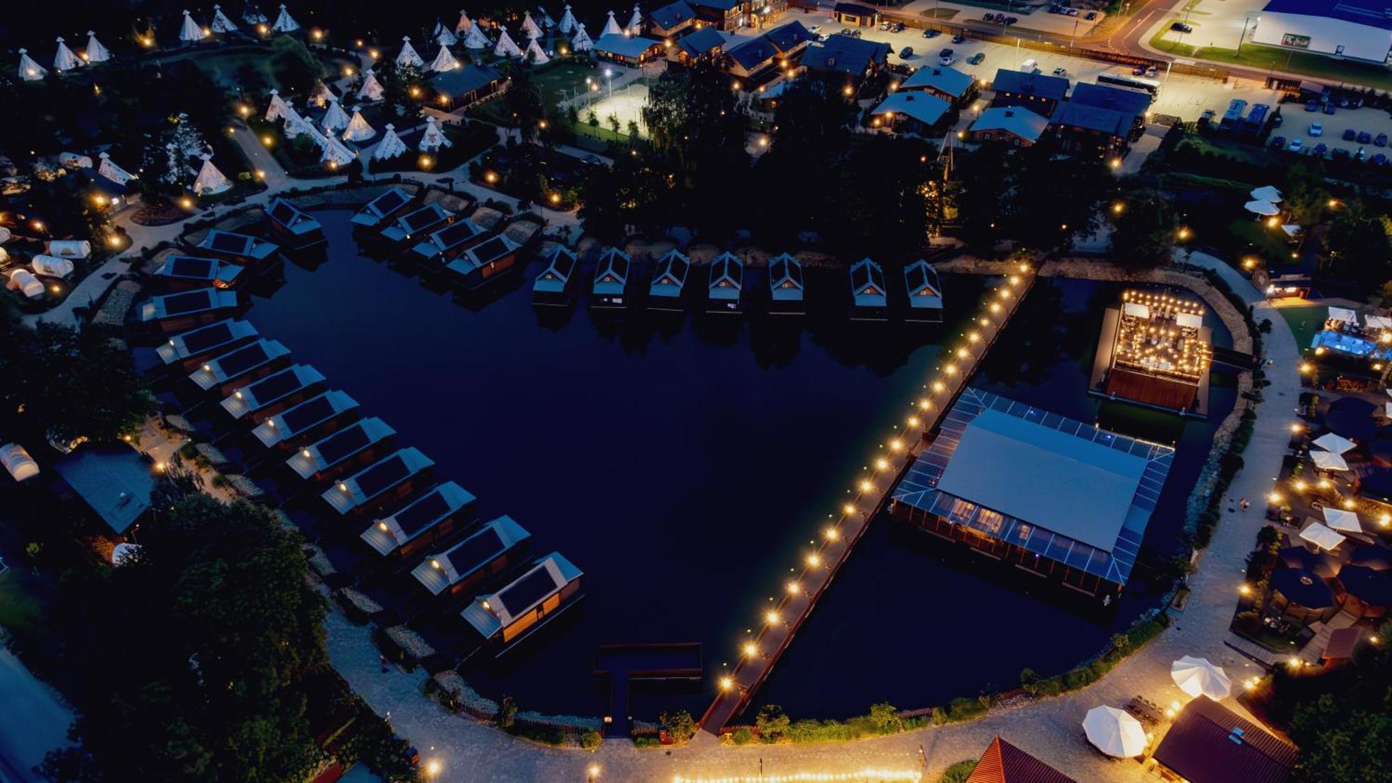Western Camp Resort Zator Luaran gambar